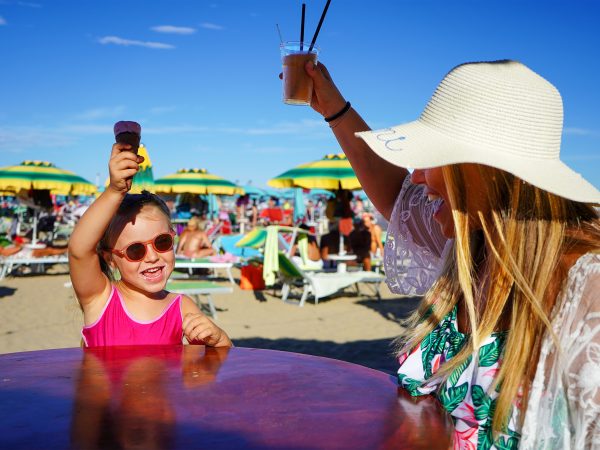 Spiaggia ad agosto per bambini